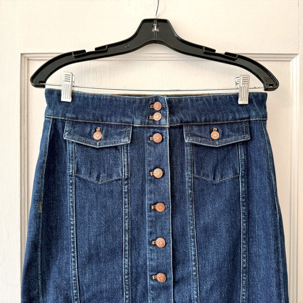 Madewell | Denim Seamed Button-Front Skirt (Size 28) - Picture 3 of 11
